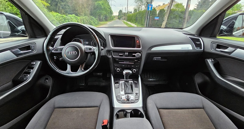 Audi Q5 cena 82900 przebieg: 218000, rok produkcji 2015 z Puszczykowo małe 742